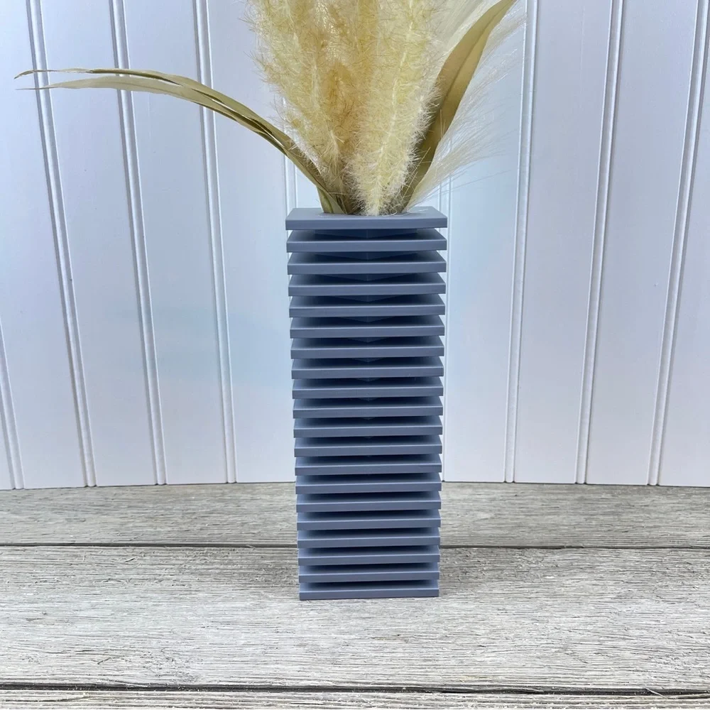 Unique Stacked Vase, The Nado Vase, Flower Vase, Wavy Design, Dried Flowers